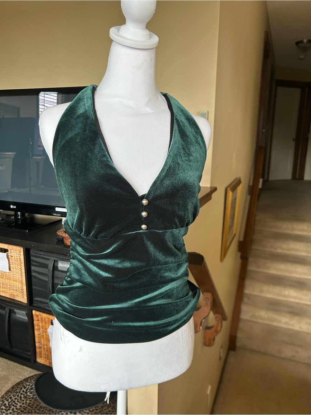 le chateau Emerald Green Velvet Halter Top Y2K/90’s